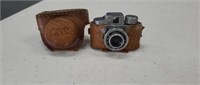 Vintage C.M.C. mini camera, made in Japan