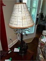 BEAUTIFUL MONKEY TREE LAMP W/SHADE