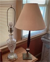 2 table lamps