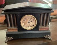 Mantel clock