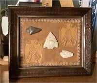 Framed arrowheads