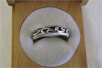 925 Silver Design Ring Sz 7.5