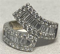 18KT WHITE GOLD 2.05CTS DIAMOND RING