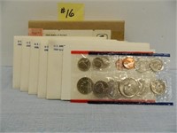 (5) 1981 U.S. Mints Unc. D&P Coin Sets