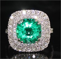 14kt Gold 4.76 ct Emerald & Diamond Ring