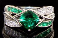 10kt Gold Elegant 2.00 ct Emerald Cocktail Ring