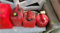 5 gas cans