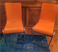 P - PAIR OF ACCENT CHAIRS (F12)