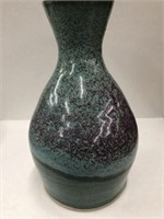 VINTAGE CERAMIC TURQUOISE VASE 9"T X 6"W