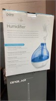 Ultrasonic cool mist humidifier