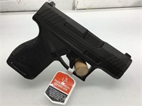 NIB Taurus Pistol - mod GX4 - 9mm cal - Extra Mag