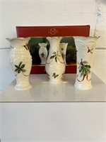 Lenox vintage 3 bud vases mistletoe & holly