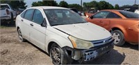 10 Ford Focus 1FAHP3FN9AW110942 Abandoned
