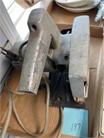 BLACK AND DECKER CIRCULAR SAW / NOT TESTED