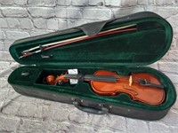 Dipalo Violin with Bow and Case