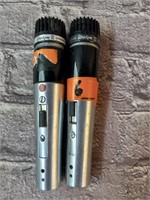 2 Unidyme III Dynamic Microphones with Switch