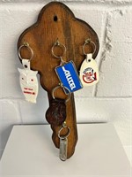 Vintage Wooden key holder w key rings