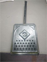 Cheese Grater with attached catch pan