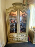 Thomasville French Provinicial China Cabinet