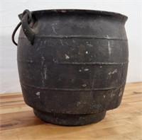 1850's Gatemark Cast Iron Cauldron w/ Handle