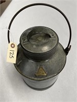 Metal No 5 Can w/ Lid