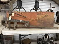 Antique 4" Blacksmith Post Leg Vise