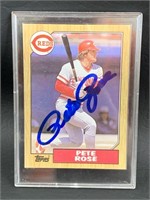 Autographed 1987 Pete Rose Topps Card #200