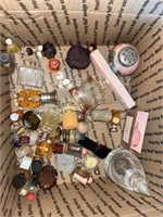 Perfumes & Empty Perfume Glassware 20+\-