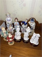 10 +/- Glass & Porcelain Collectible Figurines