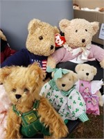 20+/- Teddy Bear Collection w/ Paddington Bear