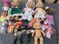 10+/- Troll Dolls & Beanie Babies
