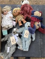 25+/- Dolls & Stuffed Animals, 2+/- Boxes Doll