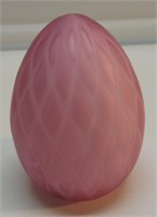 4" GLASS EGG PAPERWEIGHT. VERY NICE CON.