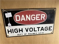 2 x high voltage trains