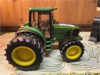 Britains Ertl Plastic Tractor