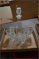 Decanter with 8 Glasses