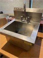 Stainless Steel Hand Sink w/ Tap Set