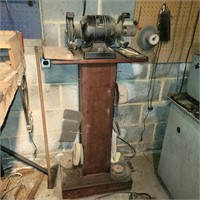 Grinder/Buffet and Sanding wheel on stand