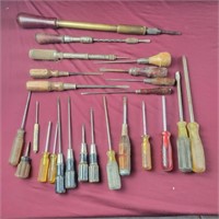 Group of Screwdrivers- with a spiral/yankee