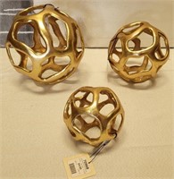 43 - NEW WMC TRIO OF ABSTRACT ORBS (G16)