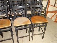 2 Metal Frame Bar Stools