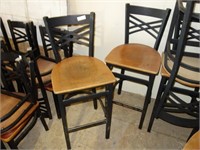 2 Metal Frame Bar Stools