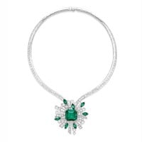 7.5 Colombian Emerald Necklace, 18k gold