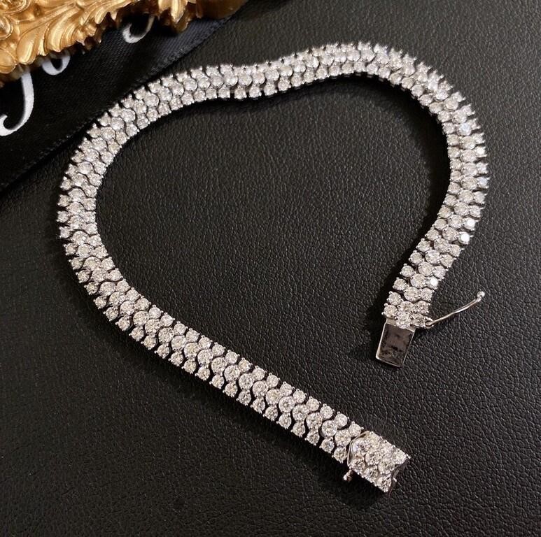 6.5ct Diamond Bracelet, 18k gold