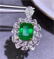 1.91ct Natural Emerald Pendant, 18k gold