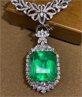 32.46ct Natural Emerald Pendant, 18k gold