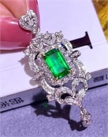 0.75ct Natural Emerald Pendant, 18k gold