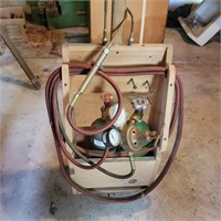Acetylene Torch with Tanks on Roliing Cart