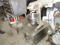 Mixer Mounted to Table