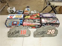 Lot of 6 Collector Cars and 2 Nascar Displays